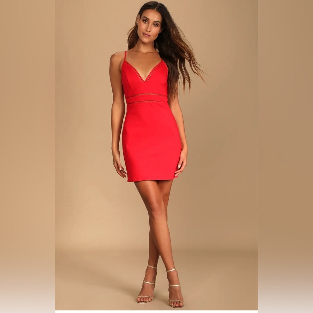 Lulu's Cocktails and Confidence 🔥🔥
This dress is so stunning on!!